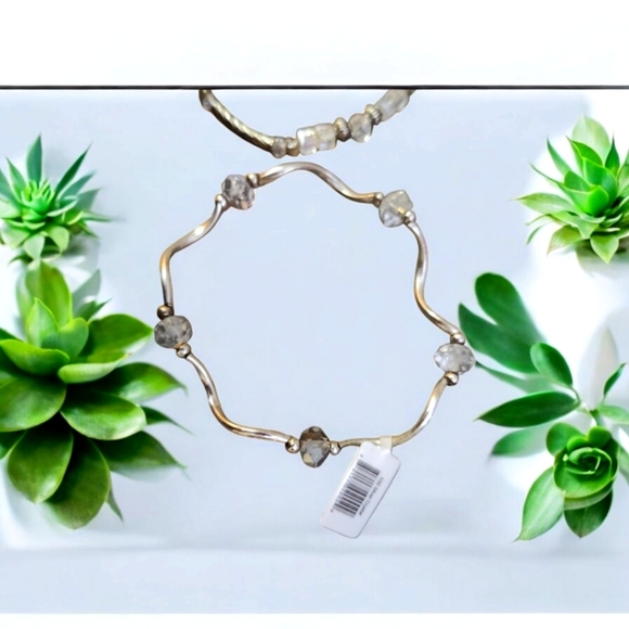 NWT Stackable Stretchy Crystal & Silver Bracelets - Picture 3 of 4